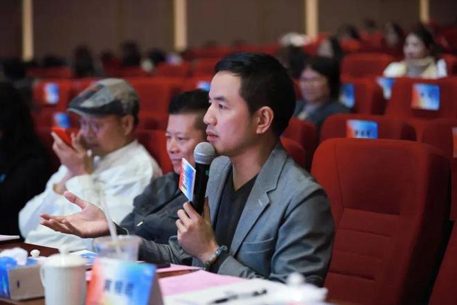 开云APP官网：潮见未来 新系智造 「走进顺职院 共探CMF」精品沙龙精彩回顾(图14)