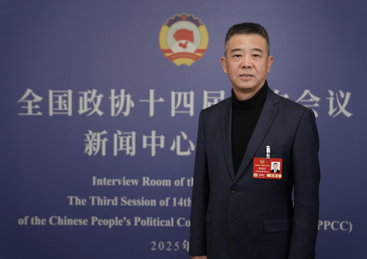 开云APP官网：促银发消费升级与全国统一市场建设 李连柱两会建言家居行业破局(图1)