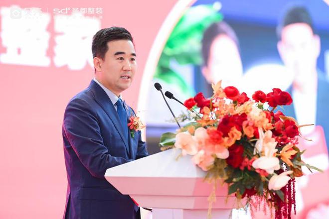 开云APP官网：深圳贝壳圣都开业盛典启幕 开启 贝启深圳 精筑整家 新篇章(图6)