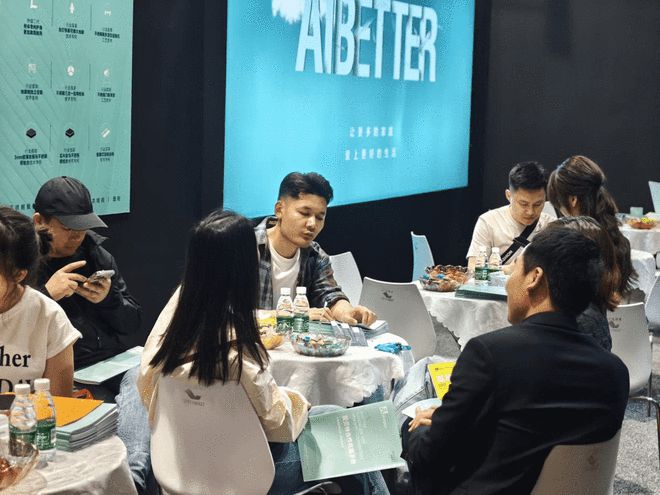 广州定制家居展丨Aibetter爱贝特携Ferrari法拉利系列一经亮相引爆全场(图2)