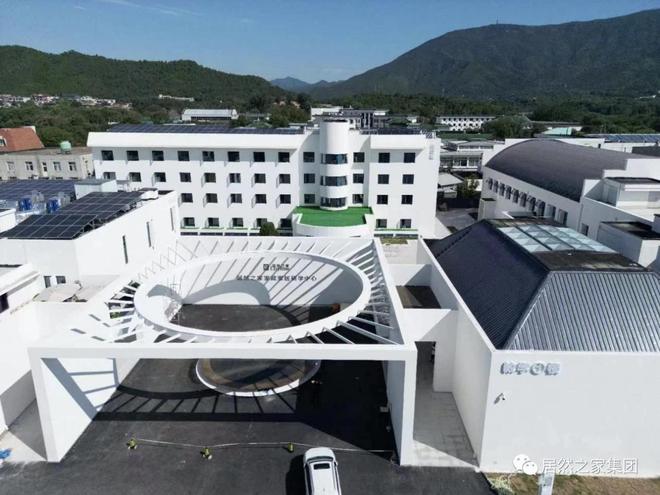 加速师傅职业化居然之家X万师傅首期“全屋定制安装线下实训班”圆满收官(图1)
