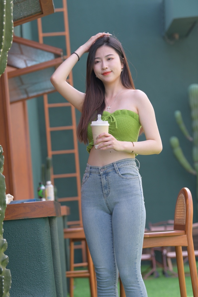 艳夫人宾馆床酒店床家具定制  艳夫人宾馆床酒店床家具定制下载安卓版破解版V(图1)